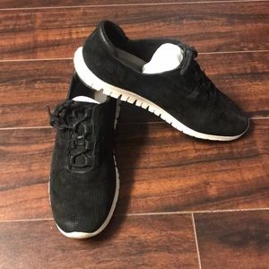 Cole Haan Black Zero Grand. Size 7.5.